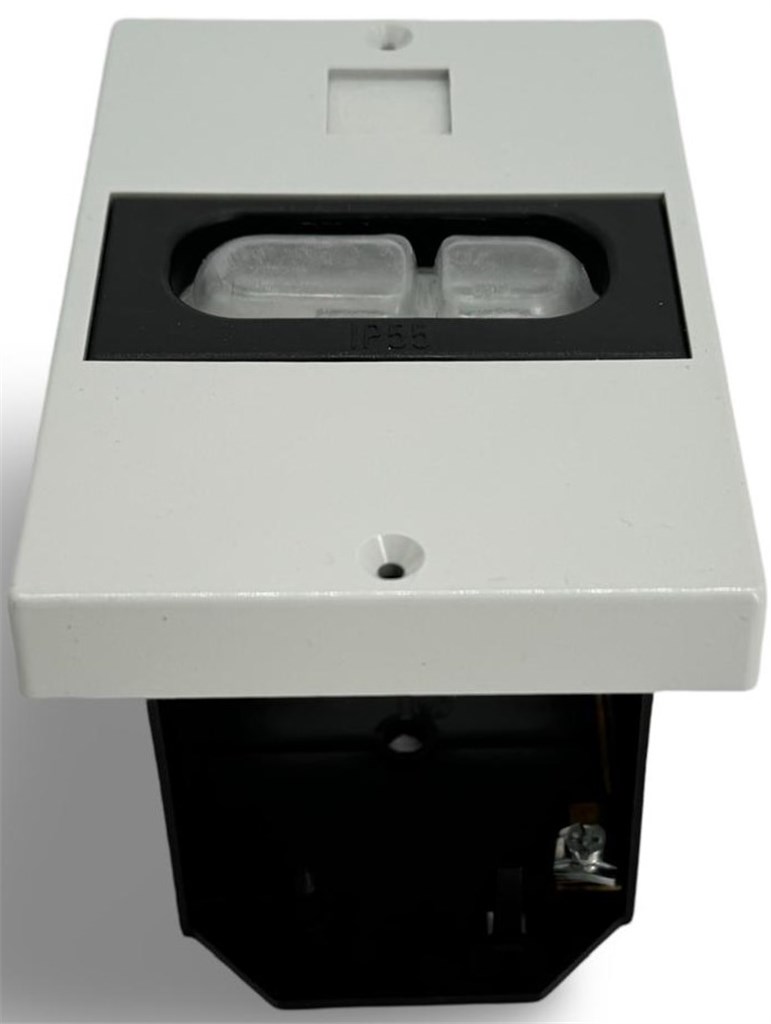 a-esmfp1_1.jpg