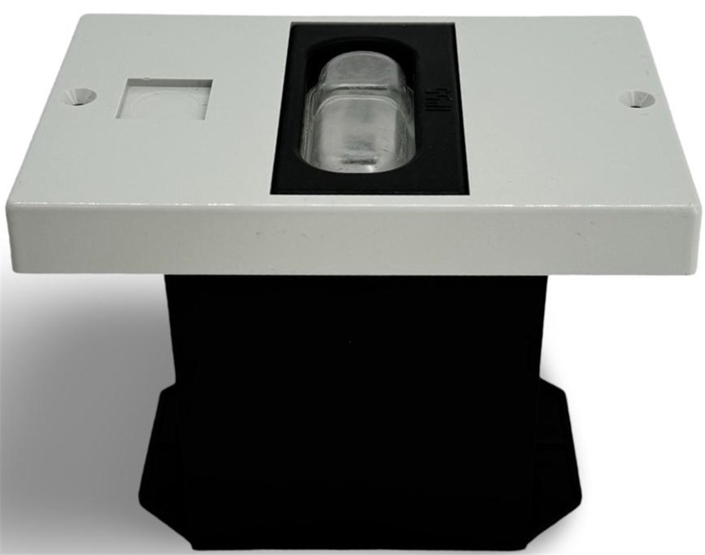 a-esmfp1_2.jpg