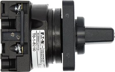 a-t0-1-8210-3=e_3.jpg